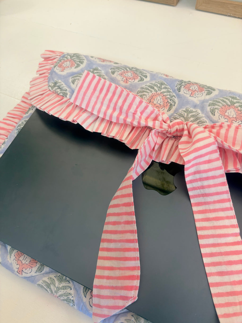 The Magnolia Morning Sleeve